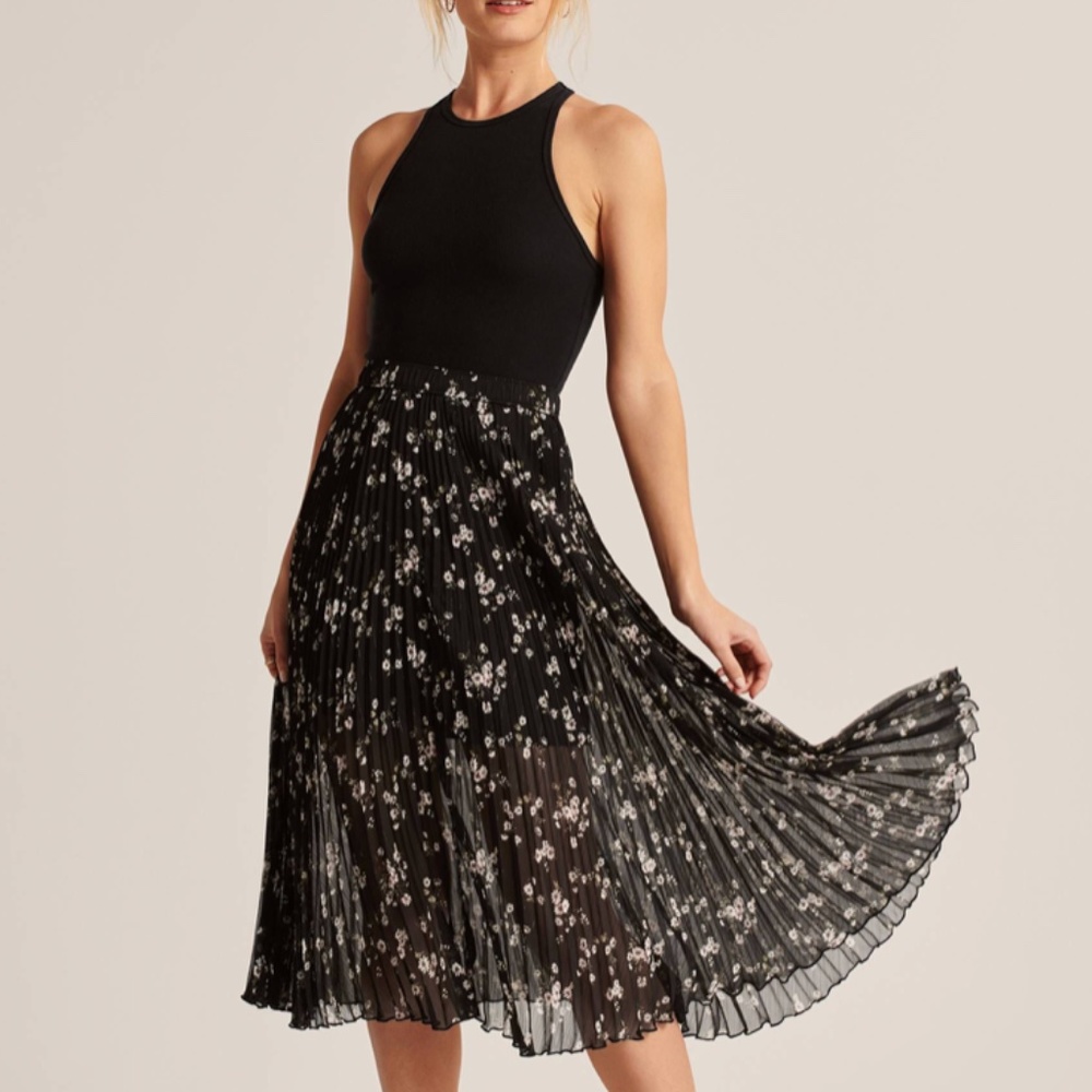 Abercrombie pleated midi skirt